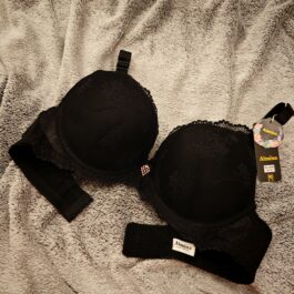 Biustonosz MEGA Push-Up Modelujący Efekt Ręki Czarny